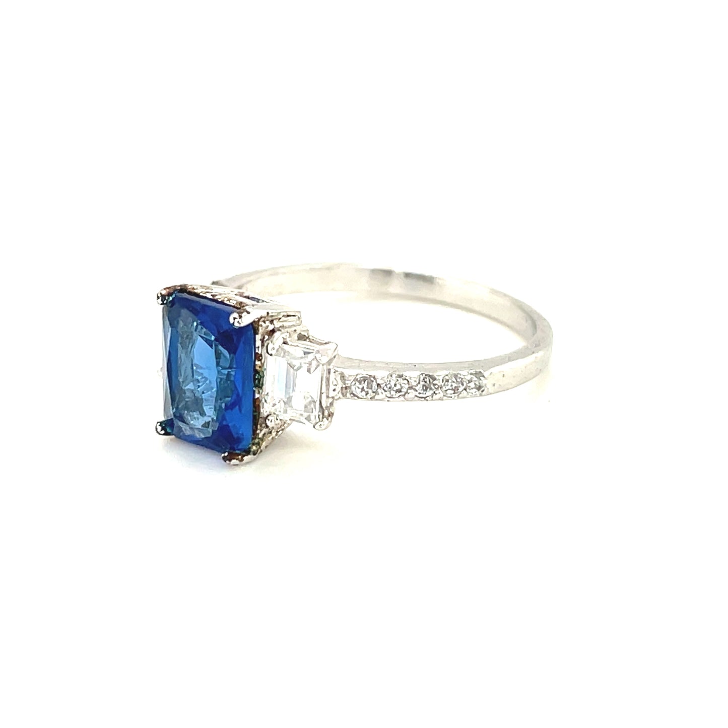 BMR23819BL - Radiant Cut Triple Contrast - Engagemet Ring