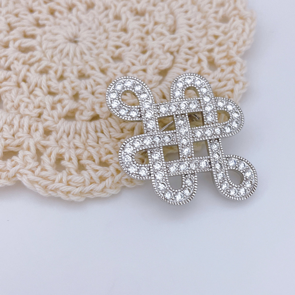 BMC60106 - cross double hearts - Brooch