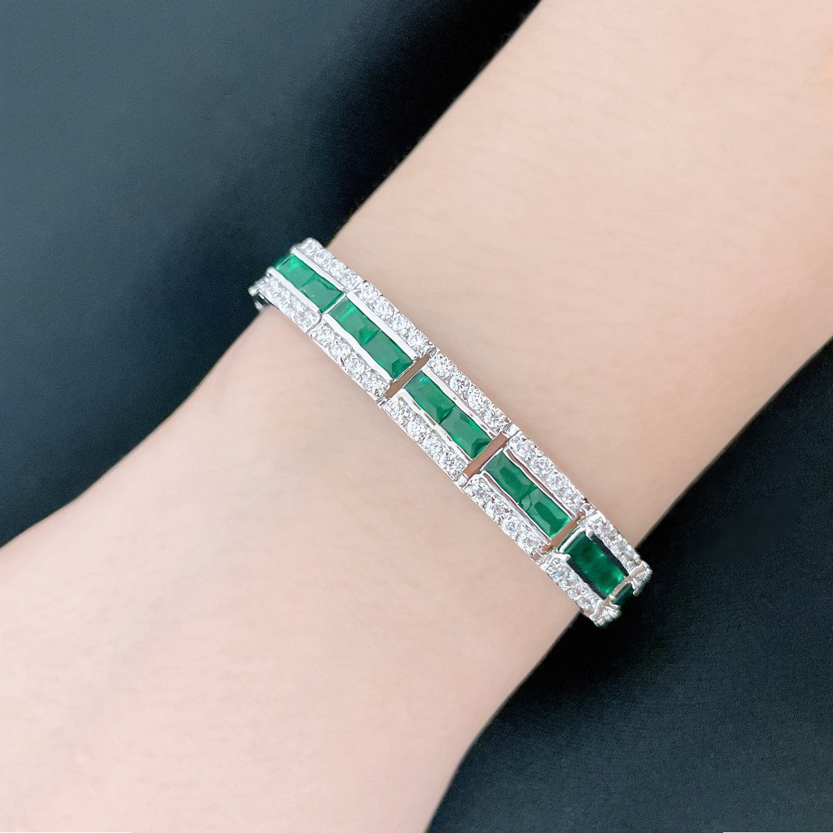 BMB69071 - Art Deco Simulated Baguette Cubic Zirconia Tennis Bracelet - Bracelet