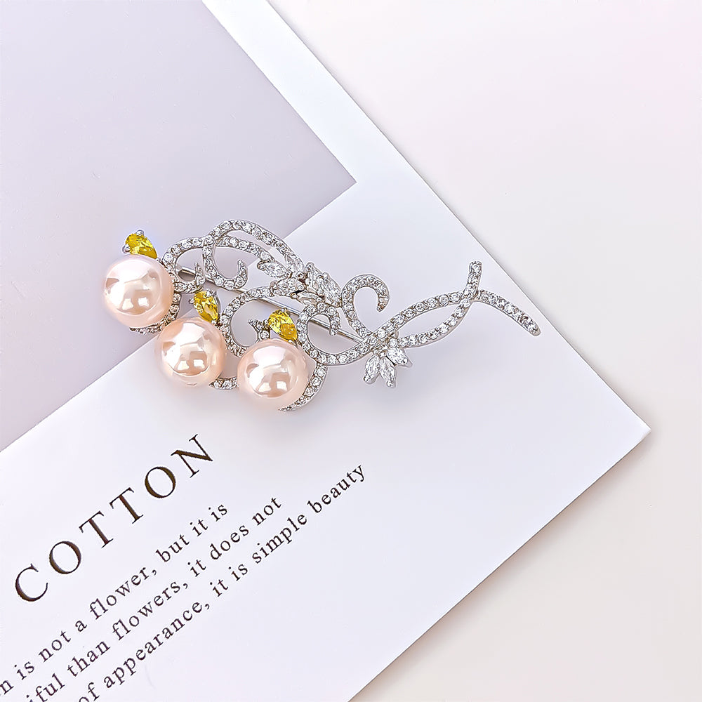 BMC80062 - Honey Peach Shell Pearl Cz - Brooch