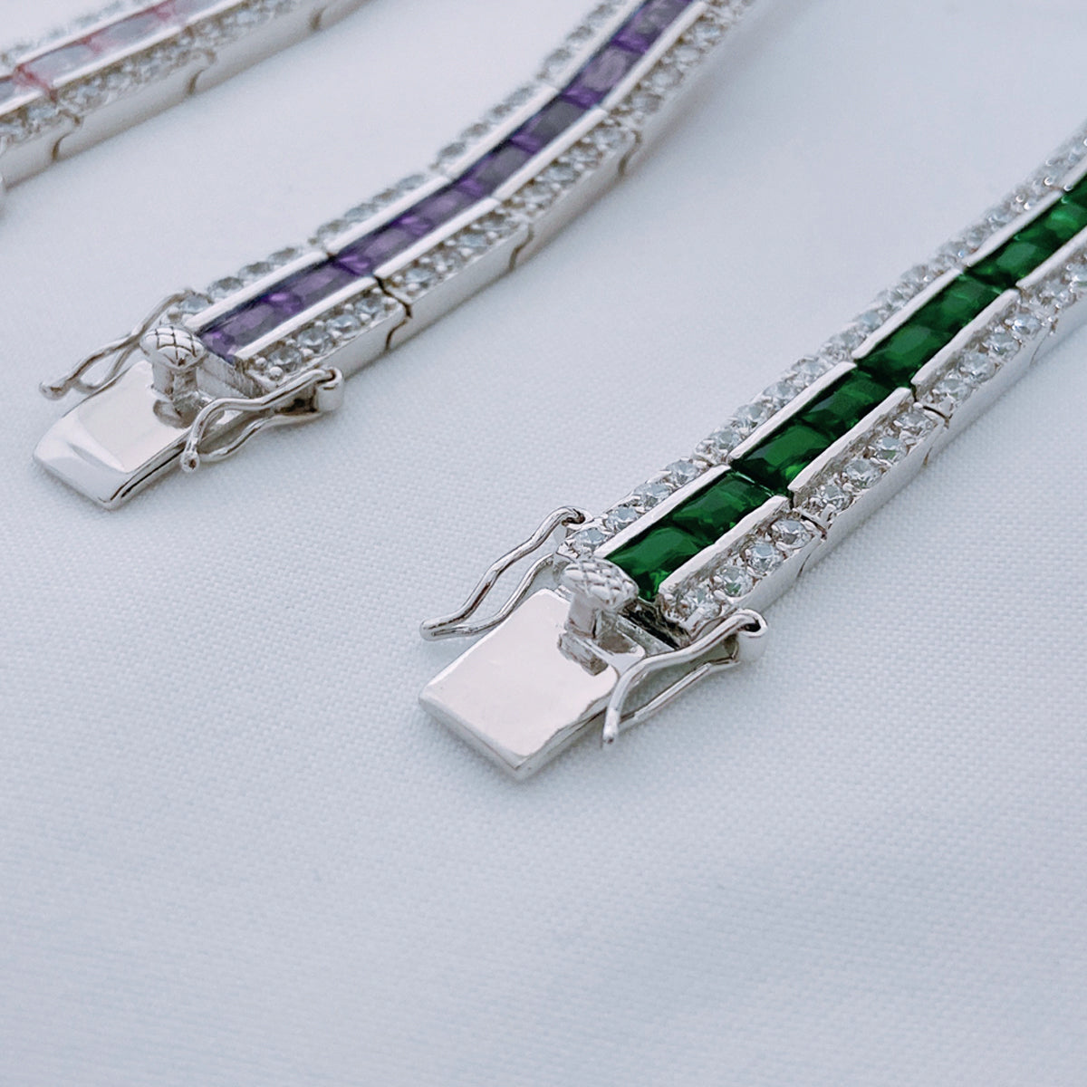 BMB69071 - Art Deco Simulated Baguette Cubic Zirconia Tennis Bracelet - Bracelet