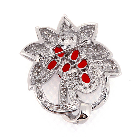 BMC60107 - 7 Leafs 6 Red Gems - Brooch